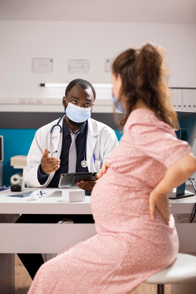Pregnancy checkup with digital support
